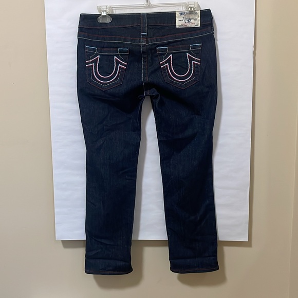 TRUE RELIGION WLHJ58FE2 Americana Chain Dark Rinse Capri Jeans $209 EUC 28 - Picture 6 of 13